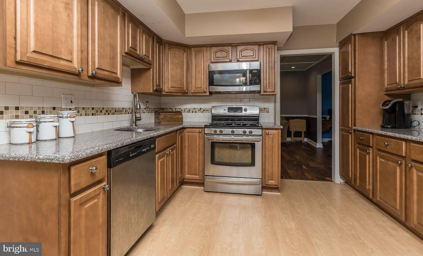 27 Hidden Valley Road Aston, PA 19014 - Photo 3 of 35 Gallery Image 3
