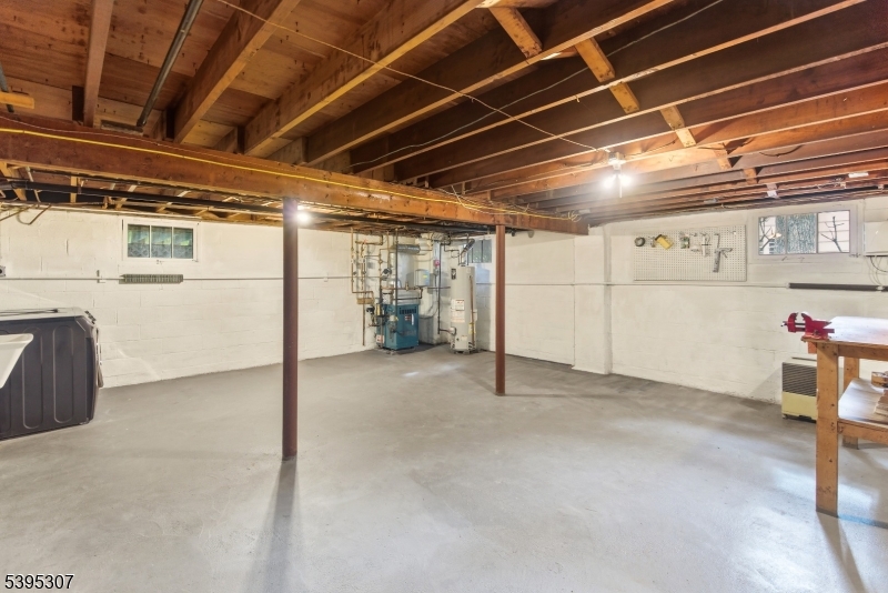 2286 Stocker Lane Scotch Plains, NJ 07076 - Photo 24 of 27 a view of empty room with refrigerator