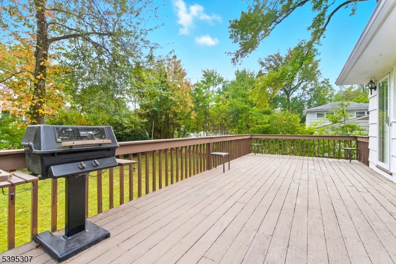 2286 Stocker Lane Scotch Plains, NJ 07076 - Photo 25 of 27 a view of deck and a patio