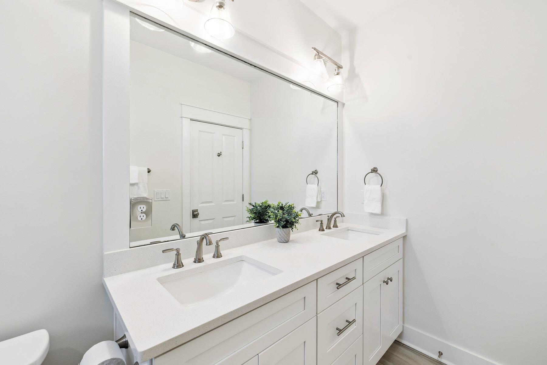 421 Gulfview Circle Santa Rosa Beach, FL 32459 - Photo 14 of 34 a bathroom with a sink and a mirror
