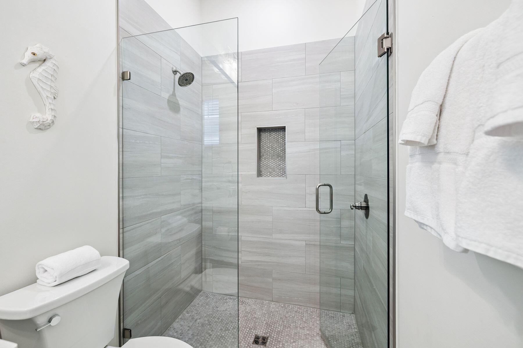 421 Gulfview Circle Santa Rosa Beach, FL 32459 - Photo 20 of 34 a bathroom with a shower and toilet