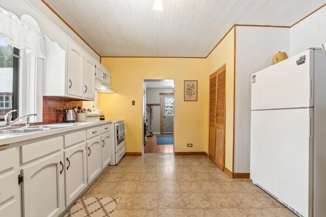 $725,000 | 2300 Clugston Creek-Onion Creek Road, Colville, WA 99114