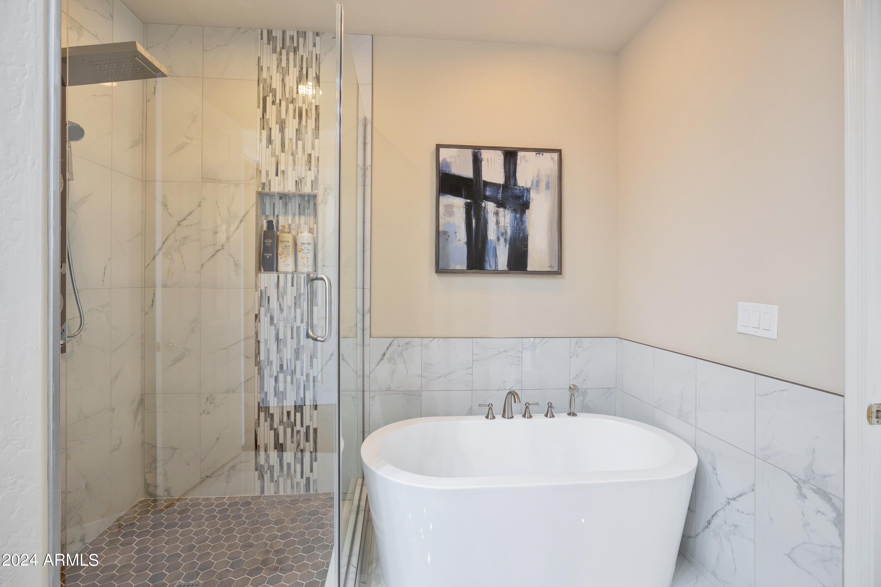 15240 North Clubgate Drive, Unit 150 Scottsdale, AZ 85254 - Photo 19 of 42 a white bath tub sitting next to a white sink