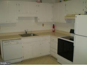 323 Ash Road Tuckerton, NJ 08087 - Photo 3 of 7 Gallery Image 3