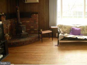 323 Ash Road Tuckerton, NJ 08087 - Photo 4 of 7 Gallery Image 4
