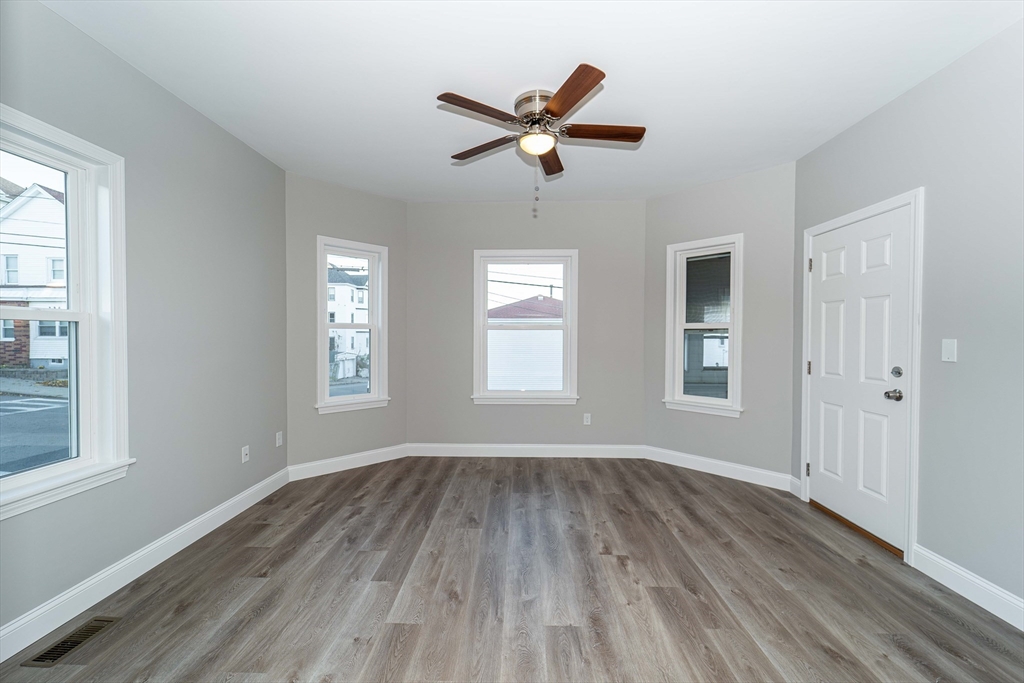 325 Snell Street Fall River, MA 02721 - Photo 3 of 30