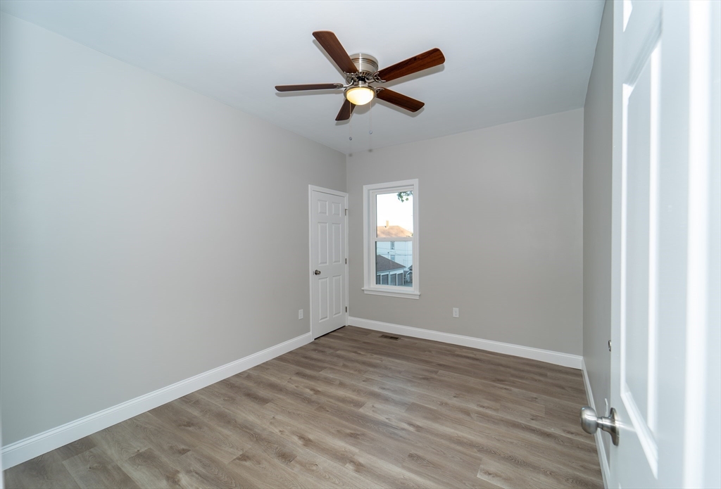 325 Snell Street Fall River, MA 02721 - Photo 8 of 30