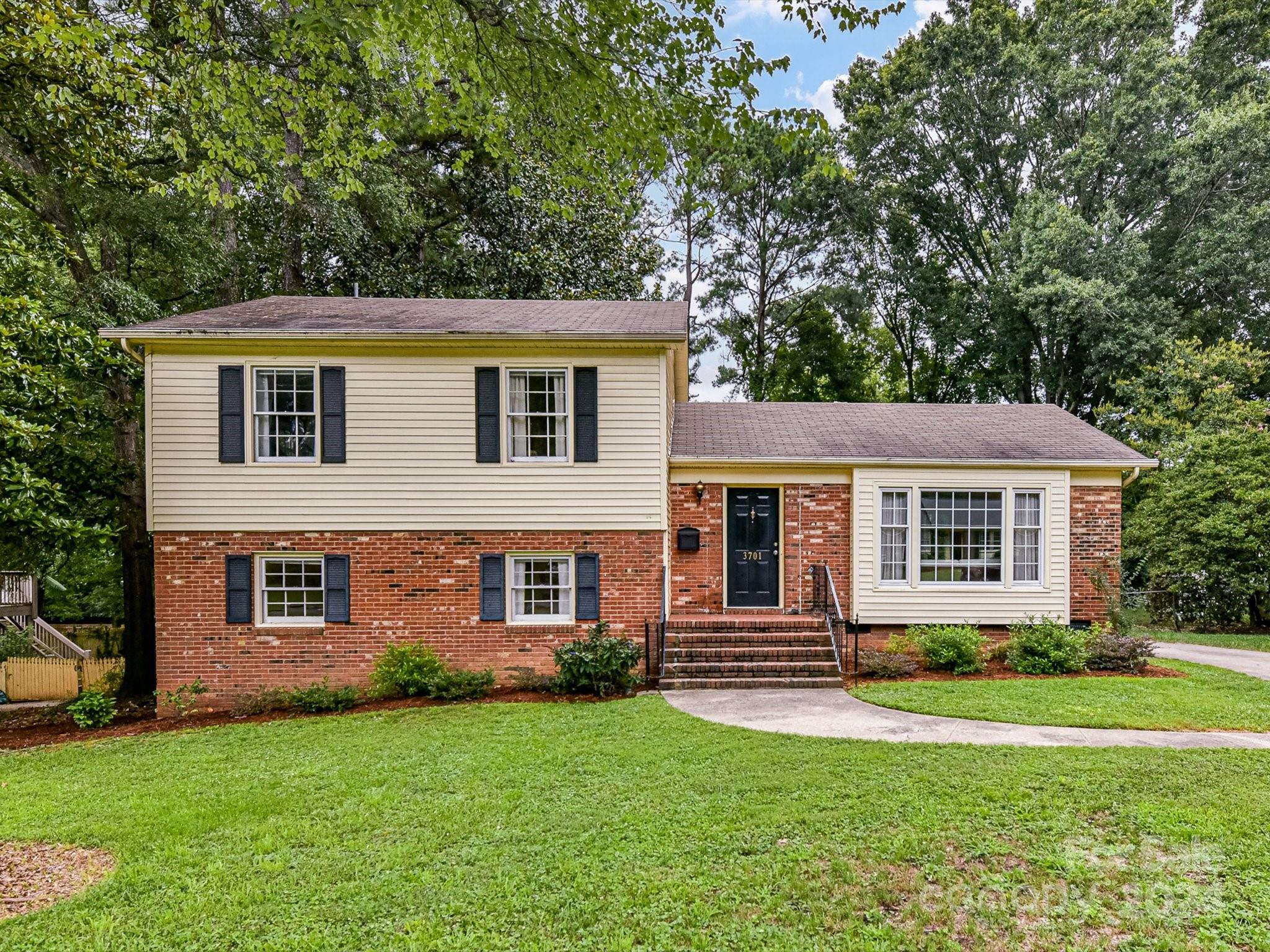 3701 Sulkirk Road Charlotte, NC 28210 - Photo 1 of 35 Gallery Image 1