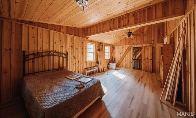 $850,000 | 82 Idlewild Road, Steelville, MO 65565