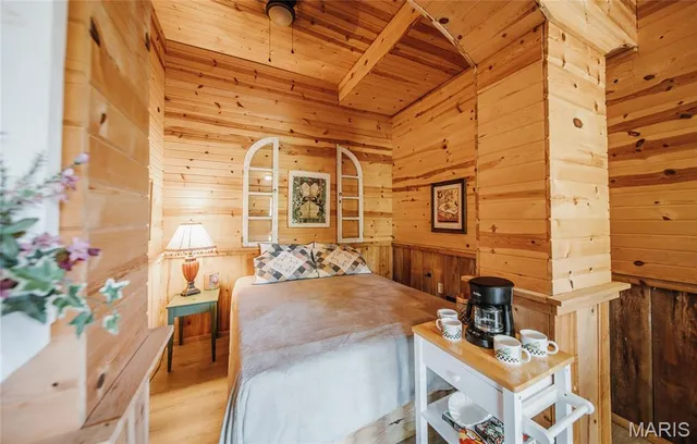 $850,000 | 82 Idlewild Road, Steelville, MO 65565