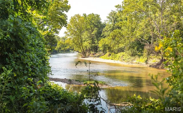 $850,000 | 82 Idlewild Road, Steelville, MO 65565