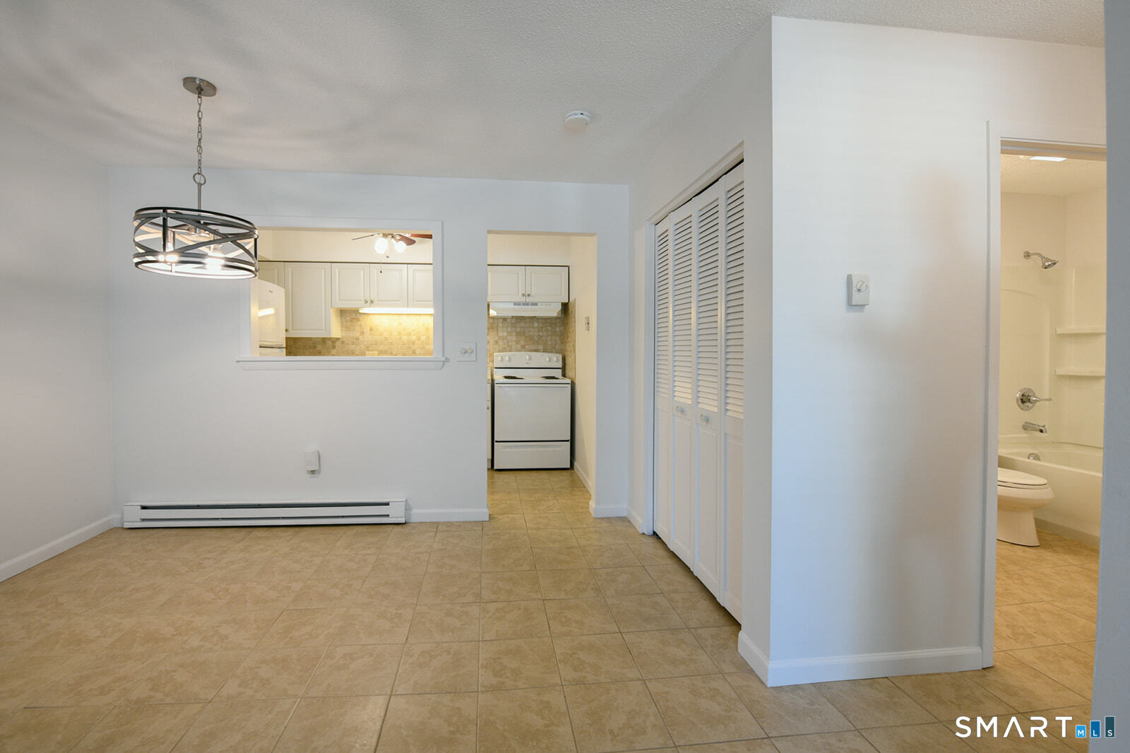 2 Hamre Lane, Unit D Branford, CT 06405 - Photo 10 of 18 a view of empty room