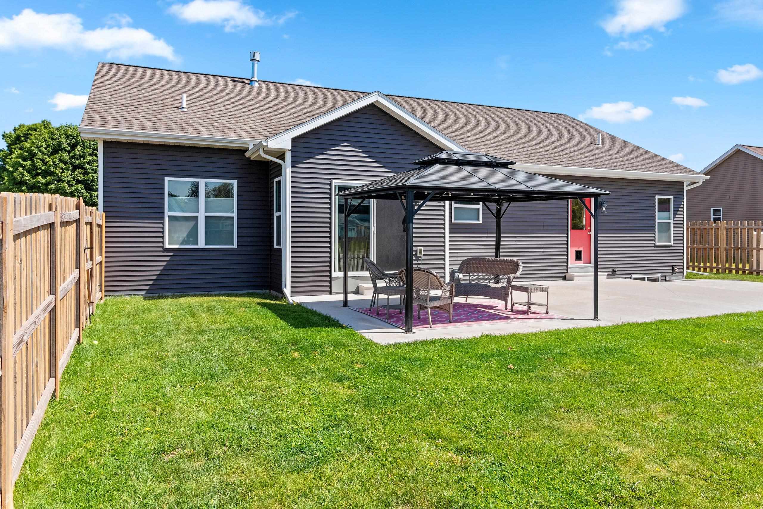 606 West 3rd Street Shawano, WI 54166 - Photo 8 of 62