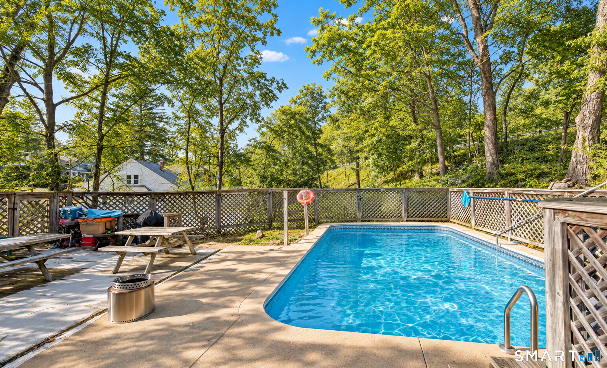 10 Old Waterbury Road Middlebury, CT 06762 - Photo 2 of 12 Gallery Image 2