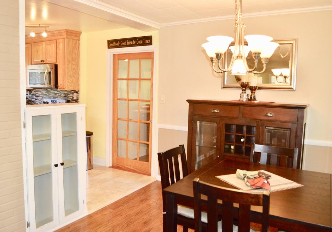 106 Meadow Road Oak Ridge, TN 37830 - Photo 8 of 35 DINING AREA TO KITCHEN