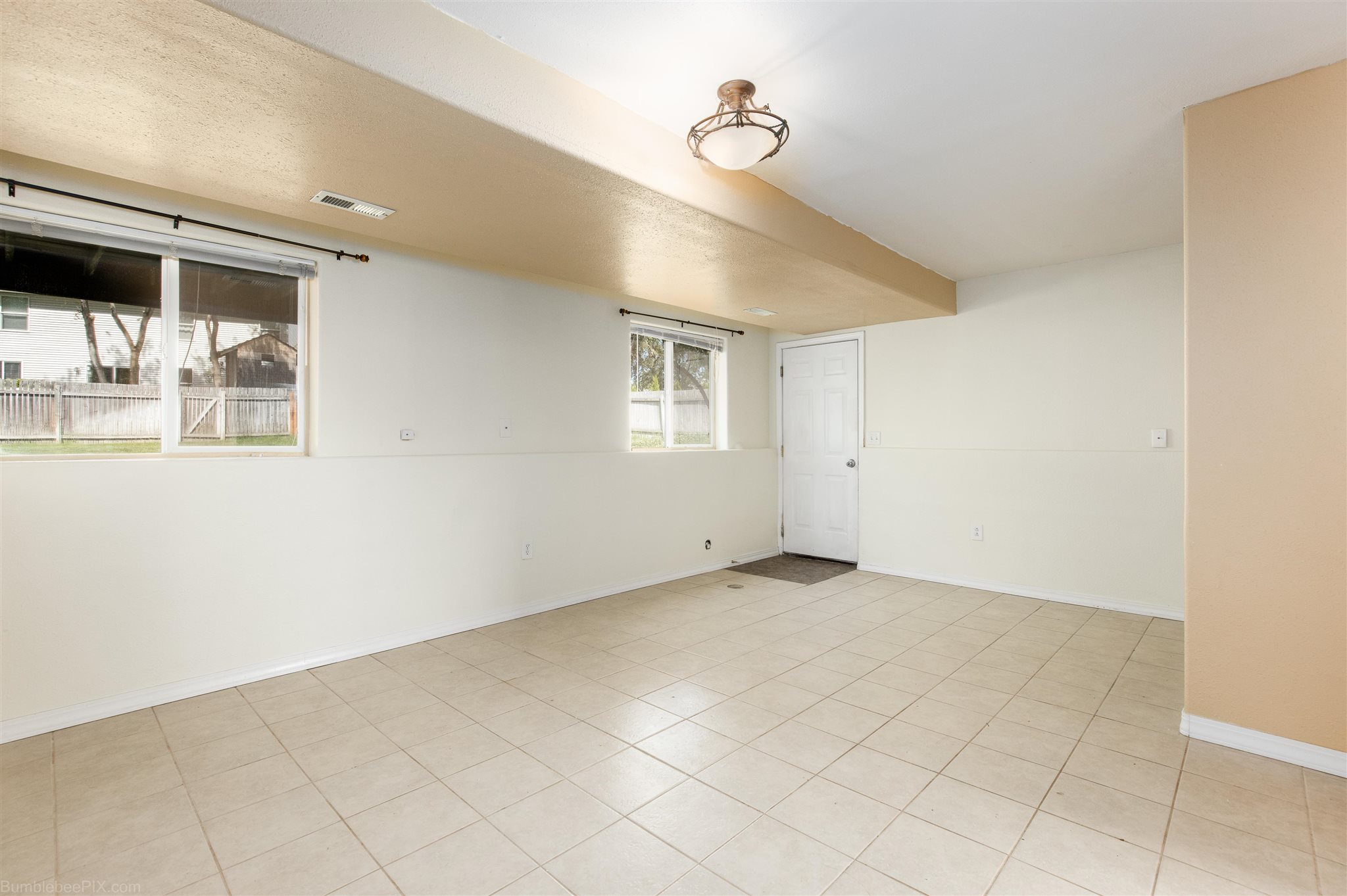 8715 North Maple Street Spokane, WA 99208 - Photo 17 of 31