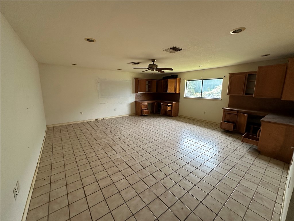 417 Linnet Courts Corpus Christi, TX 78418 - Photo 11 of 20 a view of a livingroom with furniture