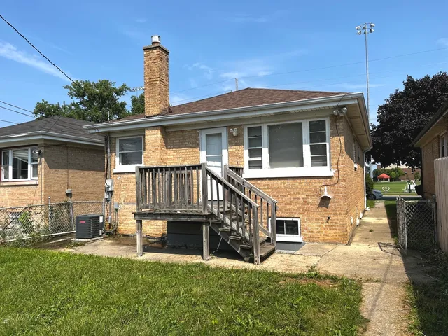 $255,000 | 524 Eastern Avenue, Bellwood, IL 60104