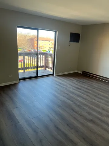 $1,500 | 1110 Cedar Street, Unit 3A, Glendale Heights, IL 60139