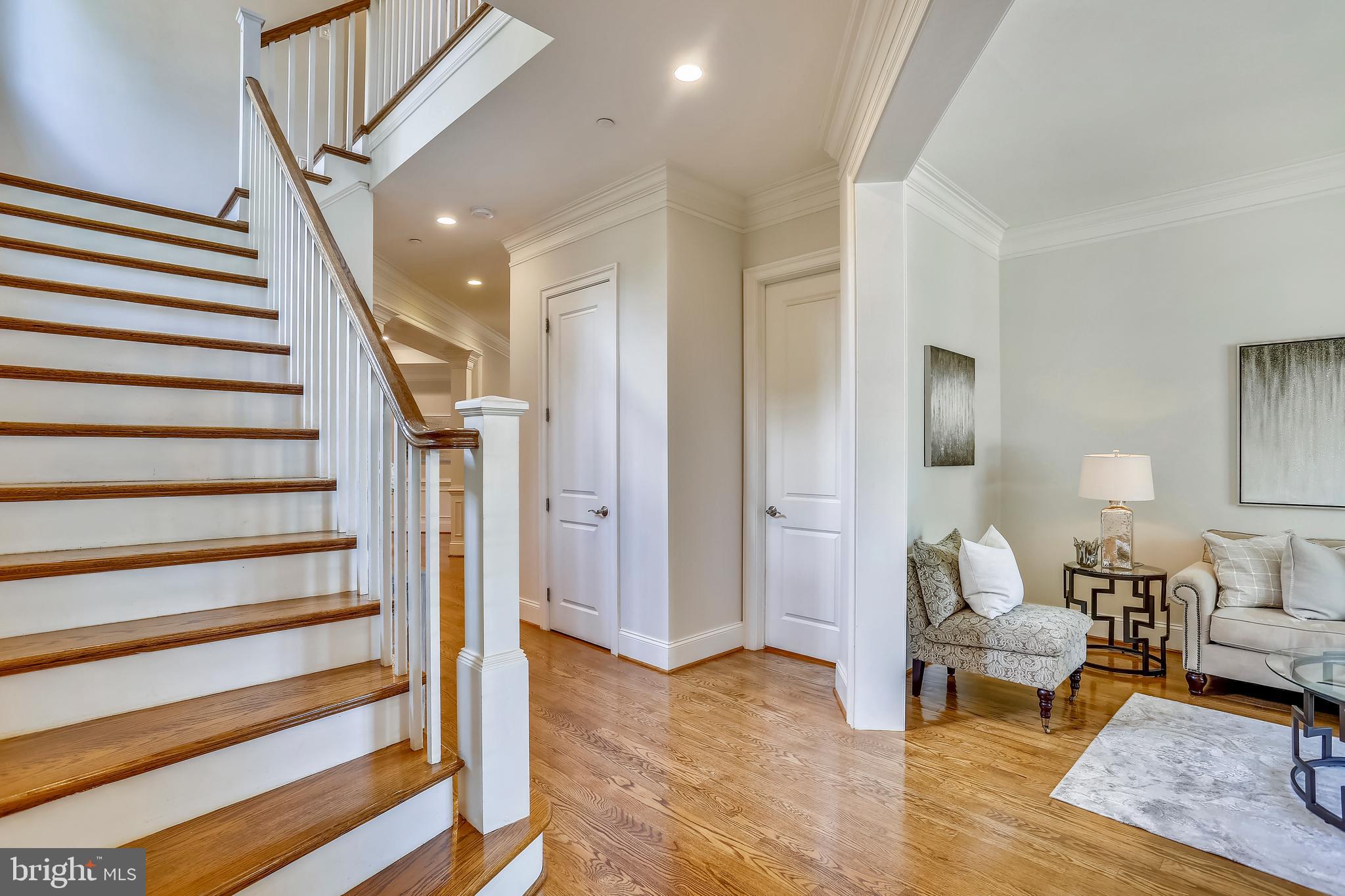 6106 Kirby Road Bethesda, MD 20817 - Photo 25 of 71 Stairway to Upper Level