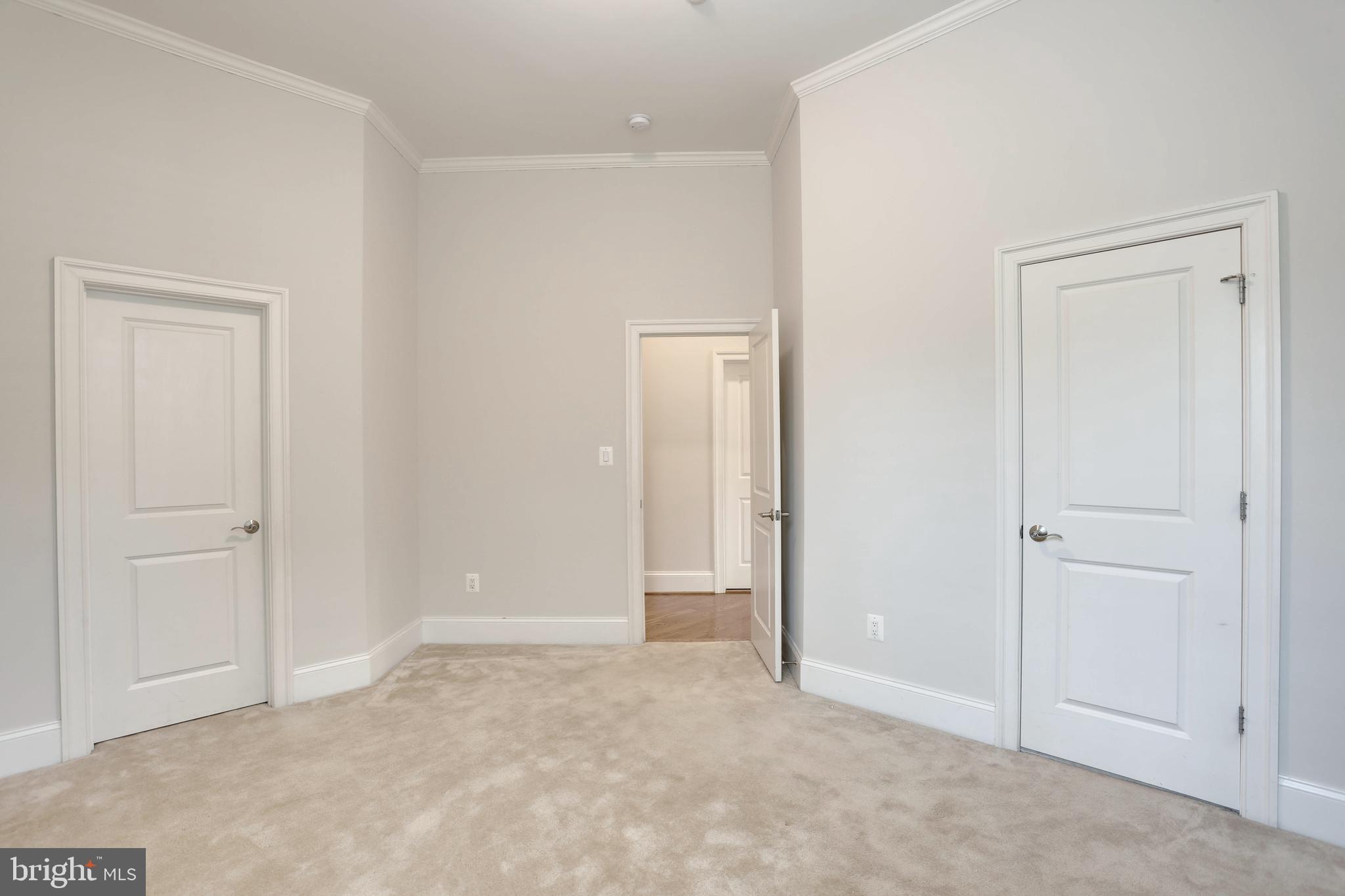 6106 Kirby Road Bethesda, MD 20817 - Photo 39 of 71 Second Bedroom En-Suite with Walk-in Closet