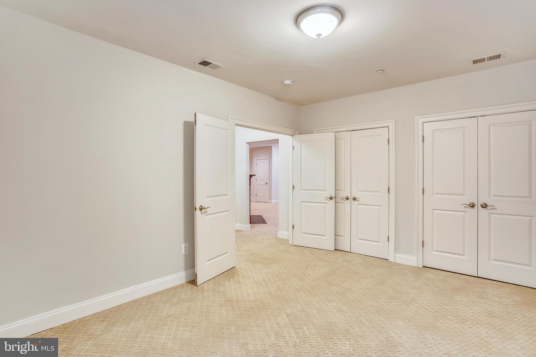6106 Kirby Road Bethesda, MD 20817 - Photo 60 of 71 Private Sixth Bedroom / Au Pair Suite