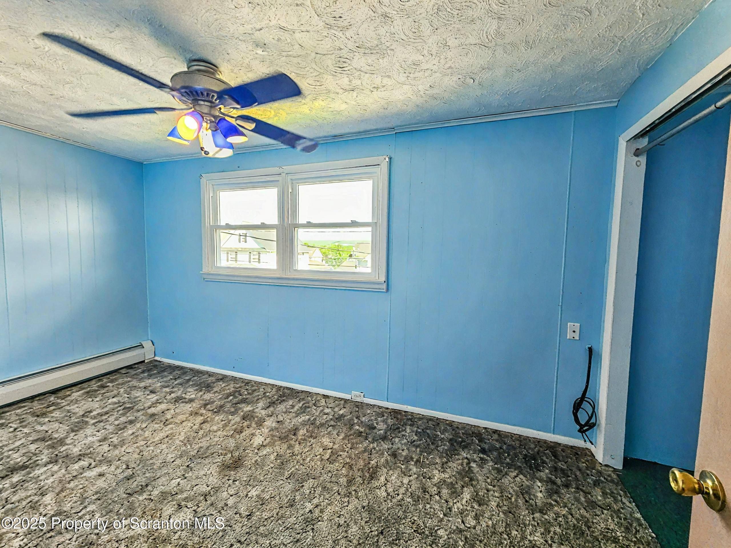 113-115 3rd Street Blakely, PA 18447 - Photo 18 of 20 115 Bed 2