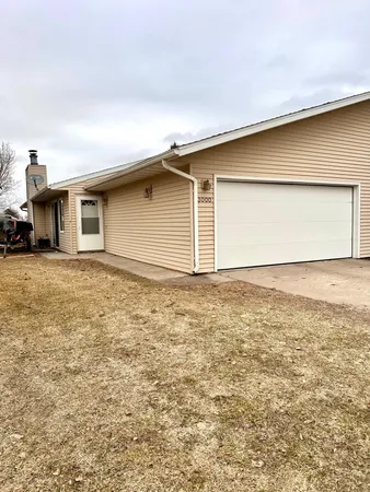 $185,000 | 3000 Covent Garden Street South, Moorhead, MN 56560