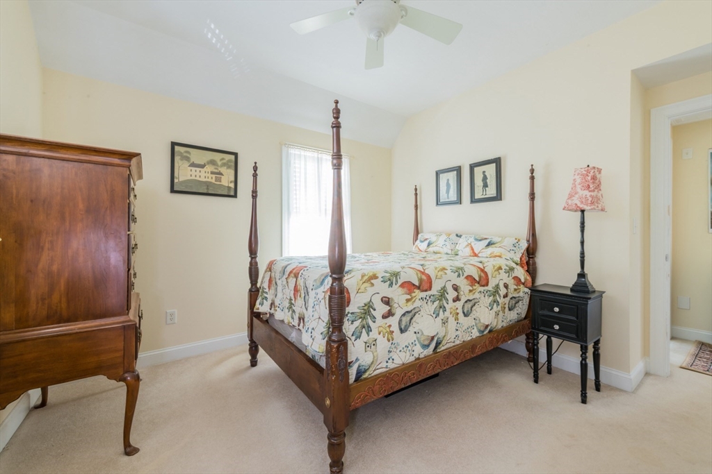 425 Main Street, Unit E Wareham, MA 02571 - Photo 15 of 18