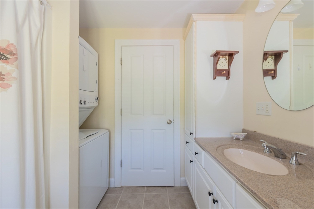 425 Main Street, Unit E Wareham, MA 02571 - Photo 17 of 18