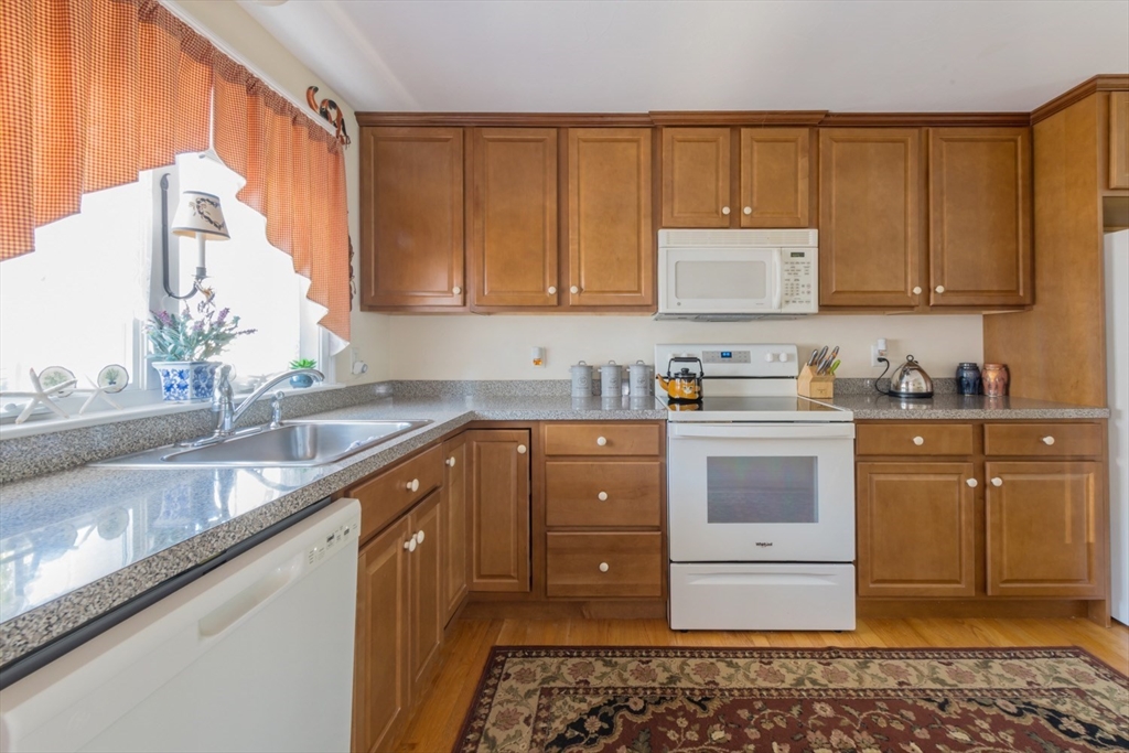 425 Main Street, Unit E Wareham, MA 02571 - Photo 7 of 18