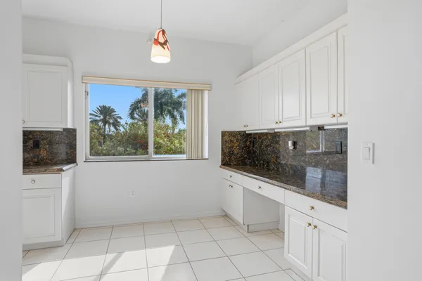 $279,000 | 7647 Southampton Terrace, Unit 318, Tamarac, FL 33321