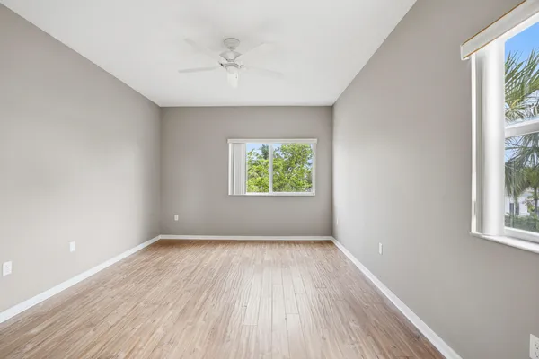 $279,000 | 7647 Southampton Terrace, Unit 318, Tamarac, FL 33321