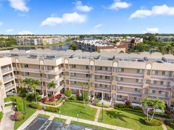 $279,000 | 7647 Southampton Terrace, Unit 318, Tamarac, FL 33321