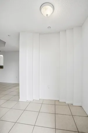 $279,000 | 7647 Southampton Terrace, Unit 318, Tamarac, FL 33321