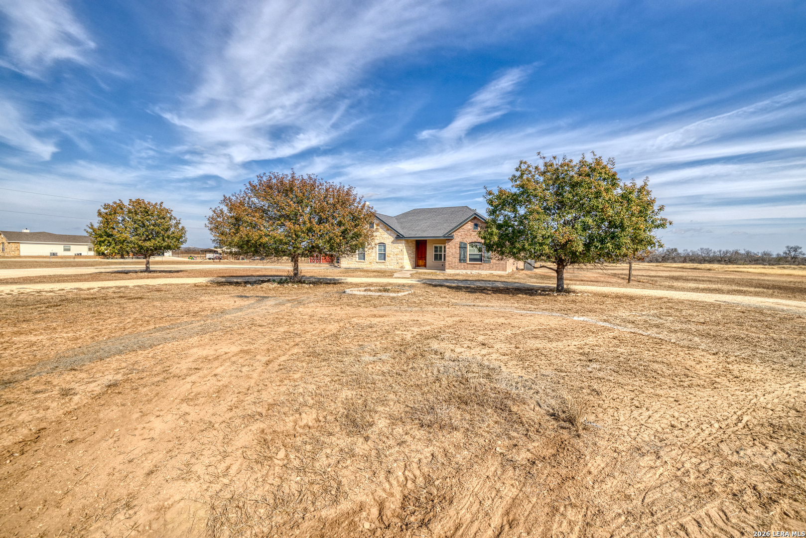 8 Valley View Uvalde, TX 78801 - Photo 3 of 41