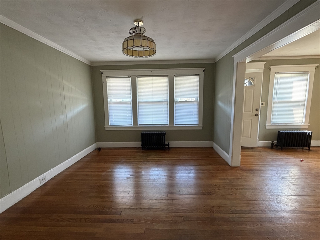 15-17 Santa Barbara Street Springfield, MA 01104 - Photo 5 of 26 Gallery Image 5