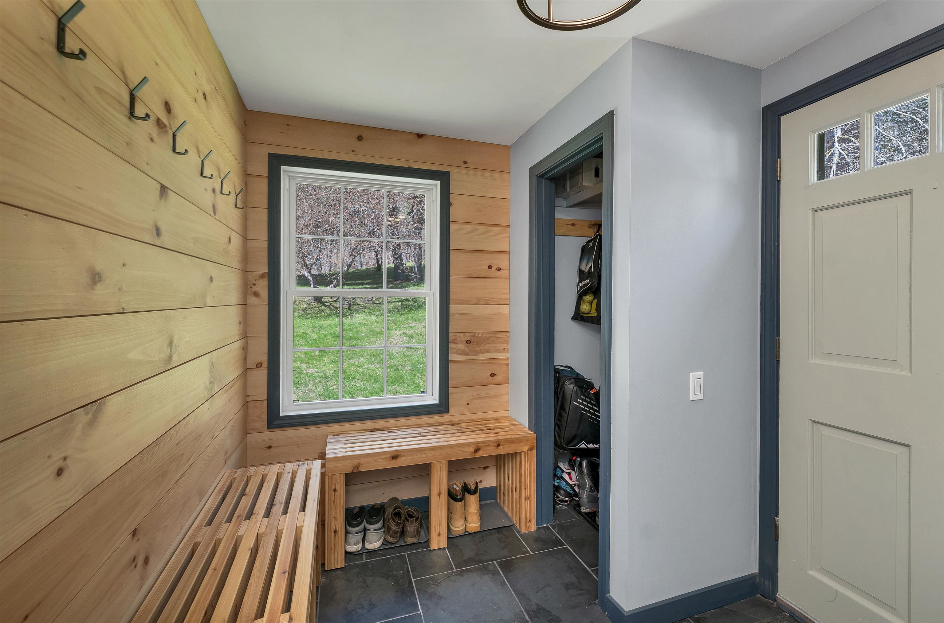 824 Hard Road, Unit A5 Hartford, VT 05059 - Photo 16 of 43