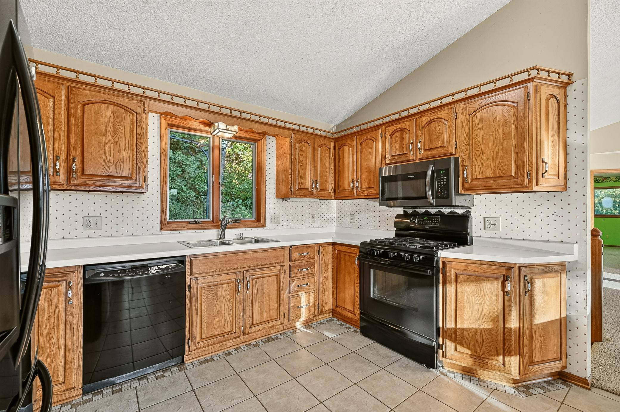 1618 Park Road St. Charles, MN 55972 - Photo 11 of 38 Gallery Image 11