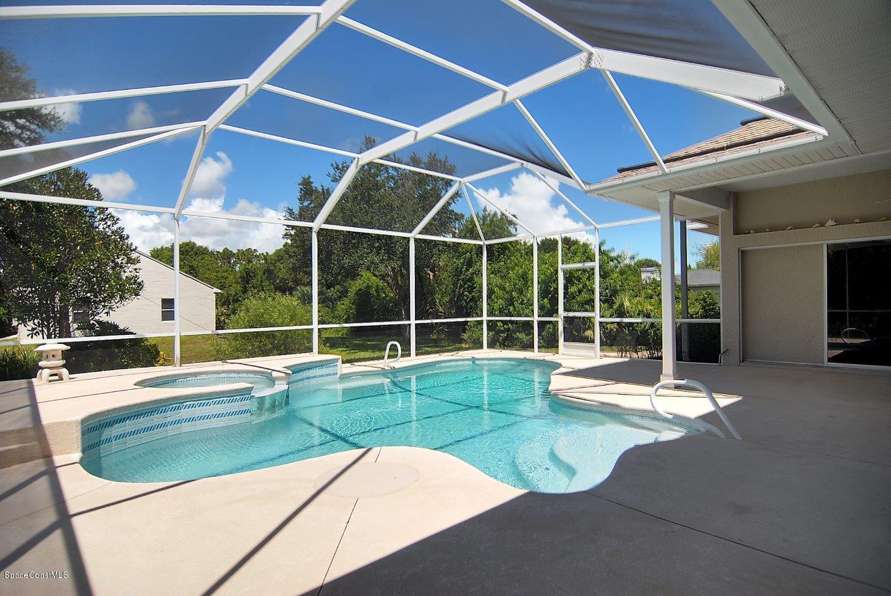 4075 Sparrow Hawk Road Melbourne, FL 32934 - Photo 3 of 15 pool west (7)