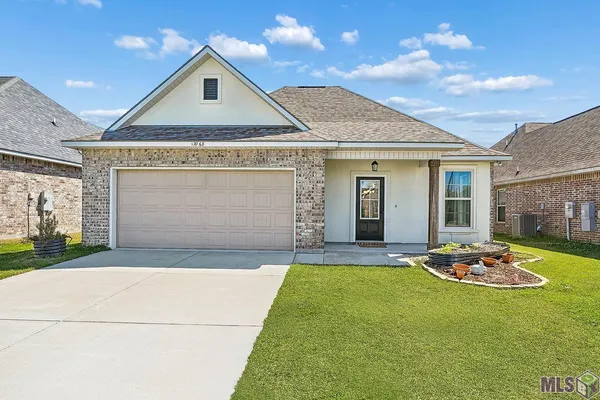 $335,000 | 17068 Avocet Drive, Prairieville, LA 70769