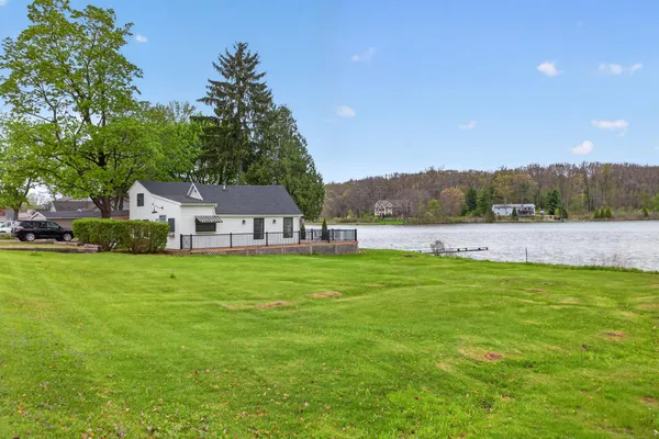 $395,000 | 622 Swains Lake Drive, Concord, MI 49237