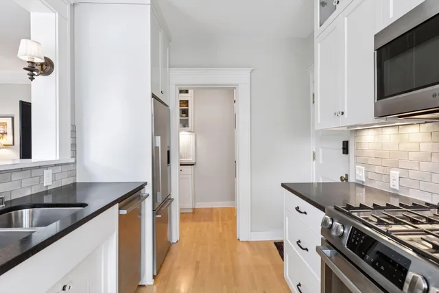 $499,900 | 56 Arundel Street, Unit 10, St. Paul, MN 55102