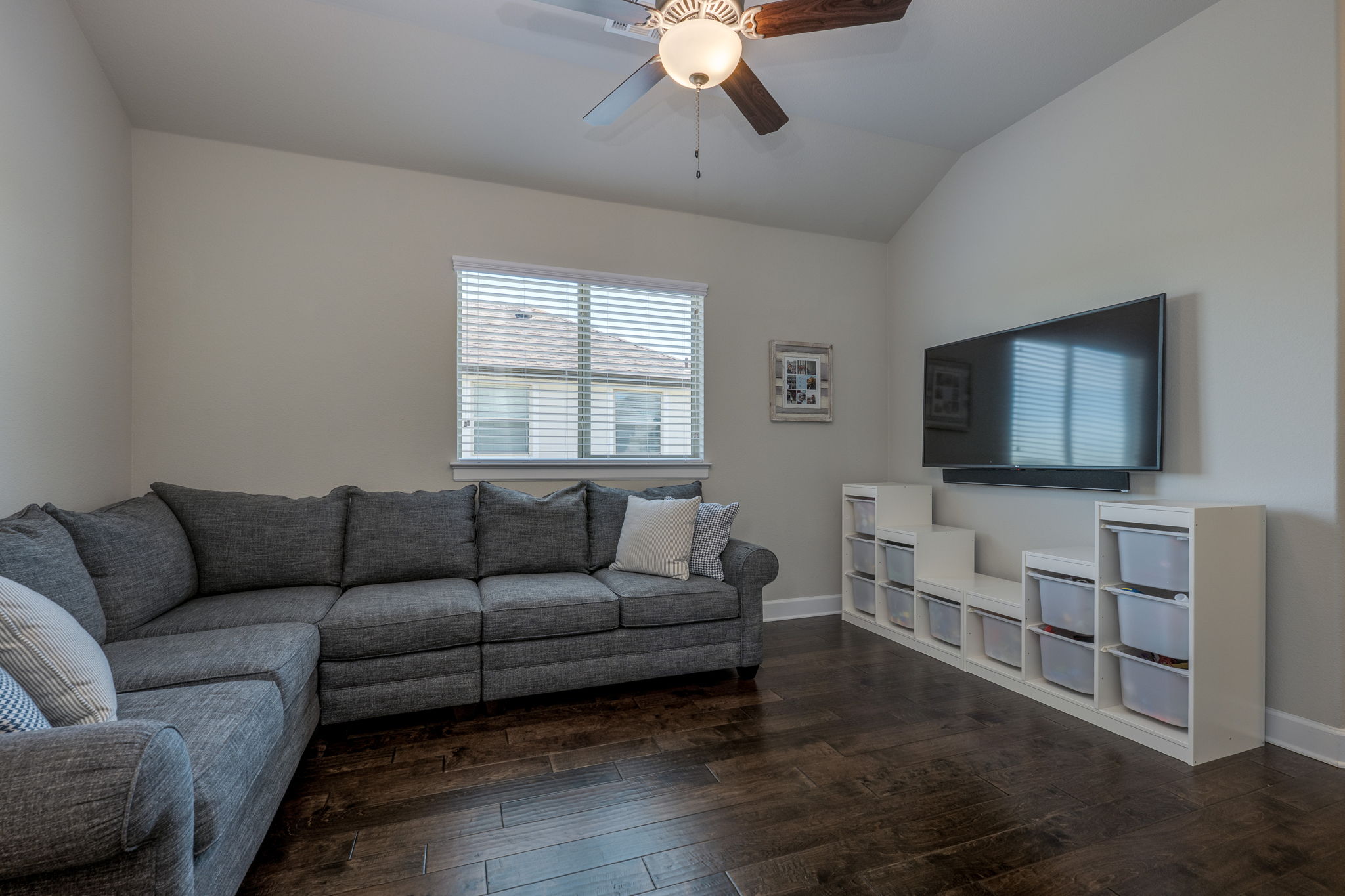 3300 Venezia View Leander, TX 78641 - Photo 21 of 33 Located between the secondary bedrooms this room has lots of possibilities (playroom, exercise equipment, crafts, den, etc.)