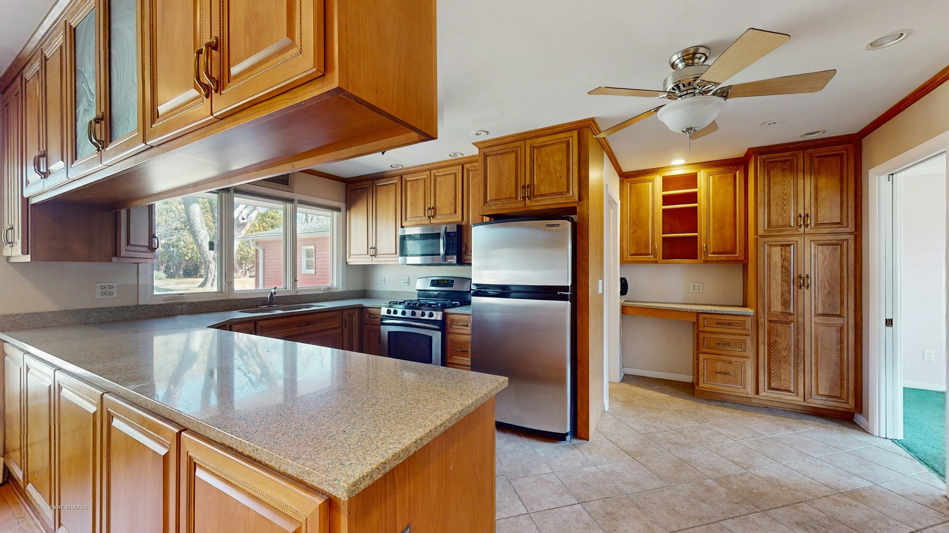 505 Willow Road New Lenox, IL 60451 - Photo 10 of 29 Gallery Image 10