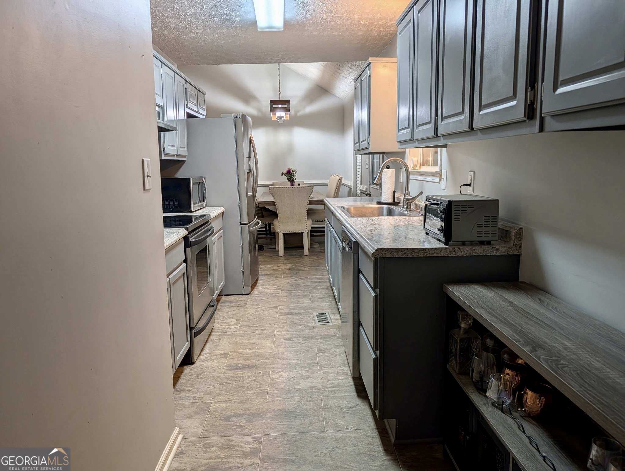 215 Seminary Ridge Griffin, GA 30224 - Photo 11 of 33