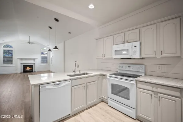 $318,000 | 464 Abbey Glen Way, Hardeeville, SC 29927