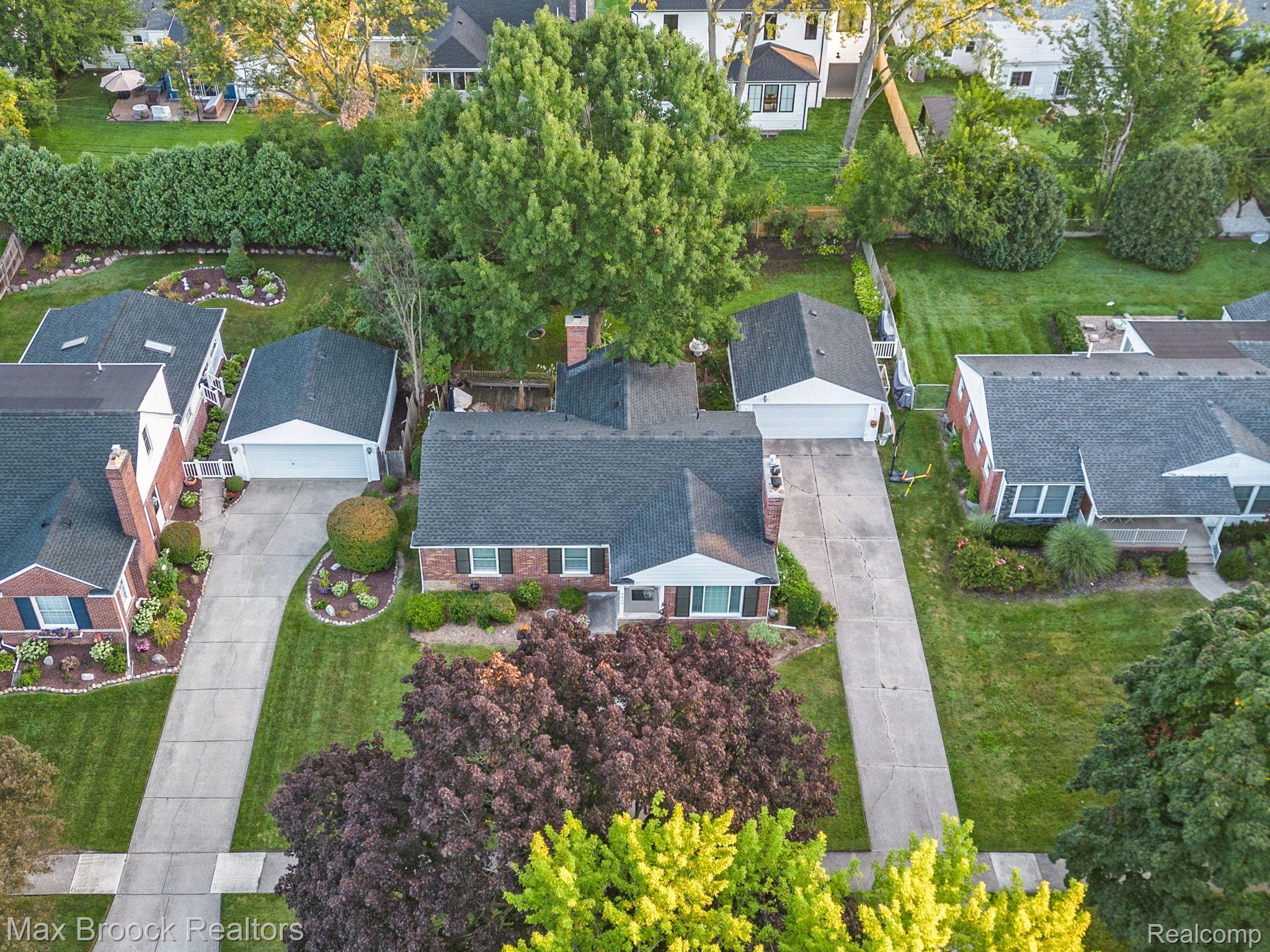 4434 Samoset Road Royal Oak, MI 48073 - Photo 3 of 41 Gallery Image 3