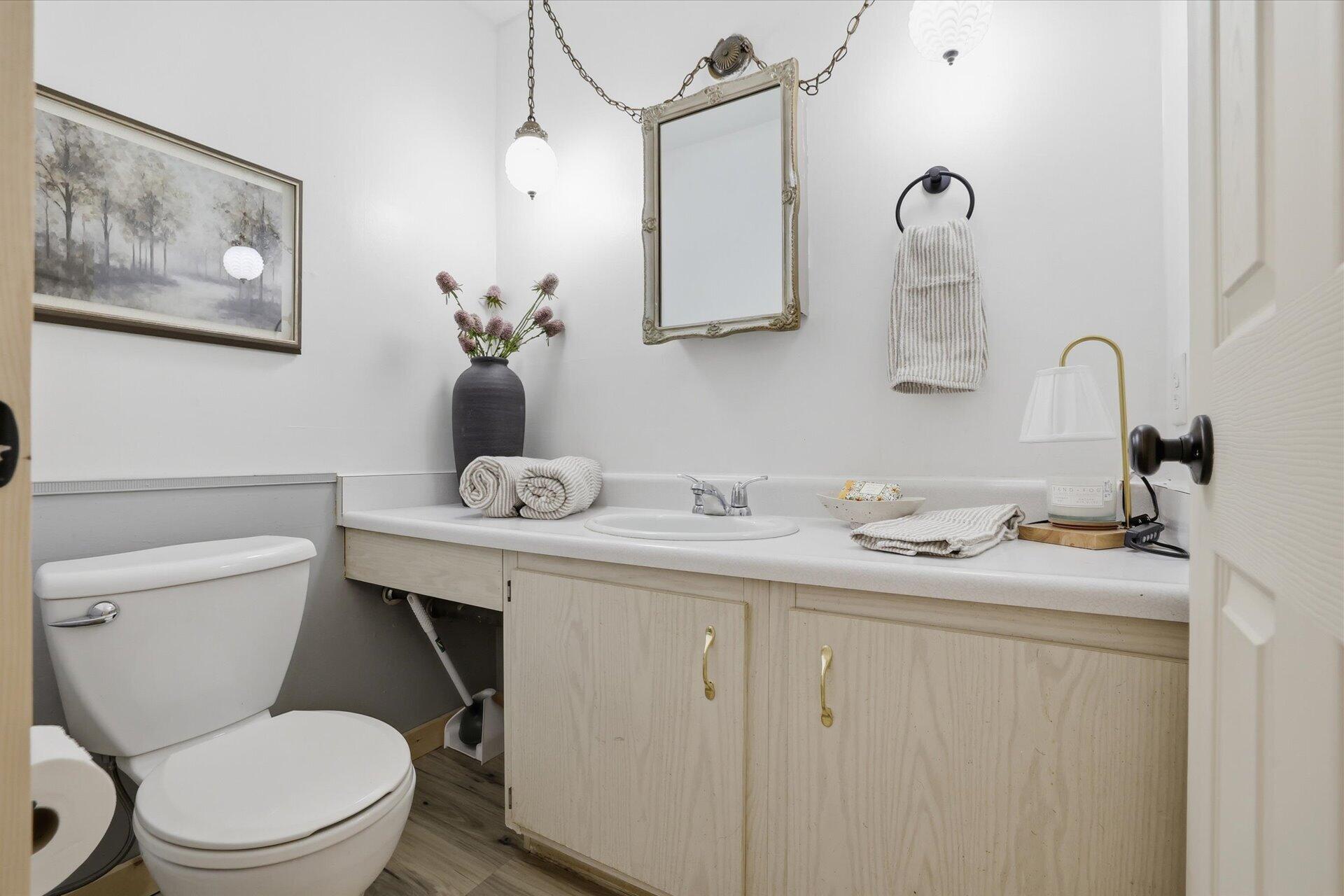 9608 West Bradley Road Milwaukee, WI 53224 - Photo 18 of 24 Bathroom 1