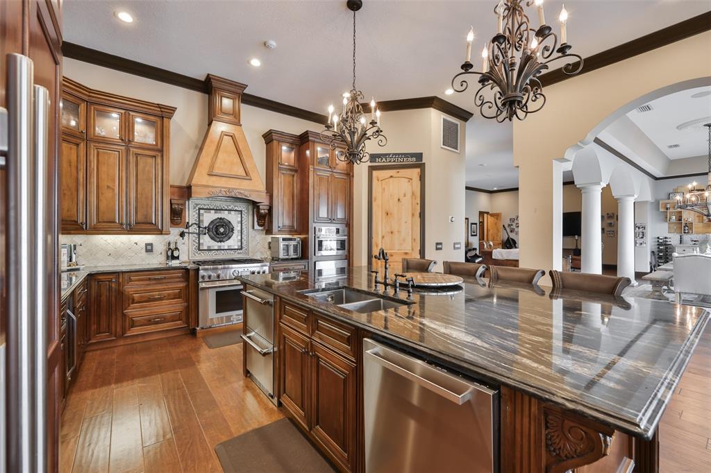 9805 Compass Point Way Tampa, FL 33615 - Photo 21 of 94